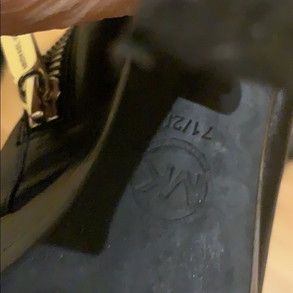 Michael Kors Boots - Picture 2 of 4